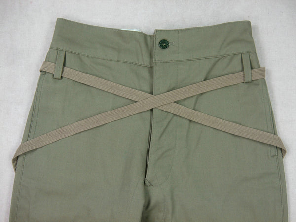short dress trousers & Small Sizes - Pants Perfect for work wear Pleated Women's Trouser Shorts -